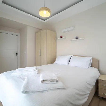 Pleasant With Central Location Near Popular Attractions In 公寓 费特希耶