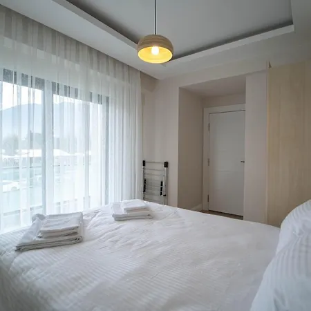 公寓 Pleasant With Central Location Near Popular Attractions In *